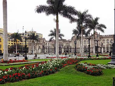 Lima plaza de armas Peru